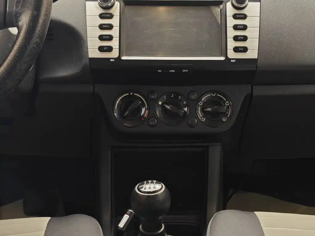 Suzuki Swift 2016 1.5L Manual Fashion Edition 2016 - thumbnail 18