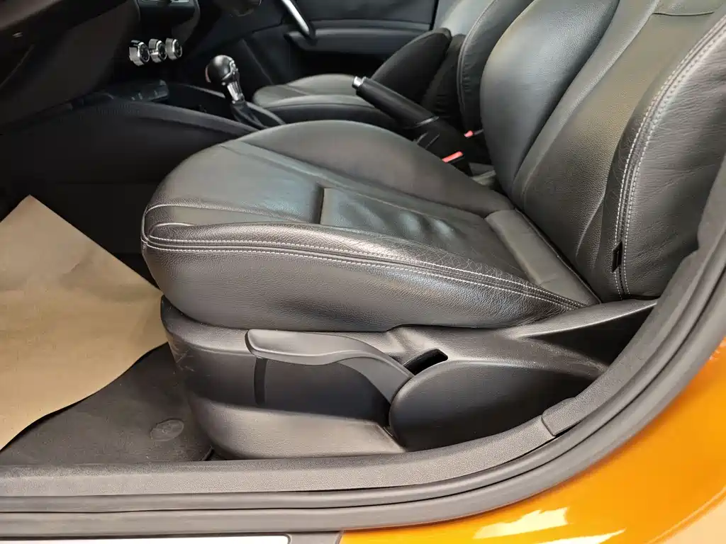 Audi Audi A1 2014 30 TFSI Sportback Comfort Line 2013 - thumbnail 10