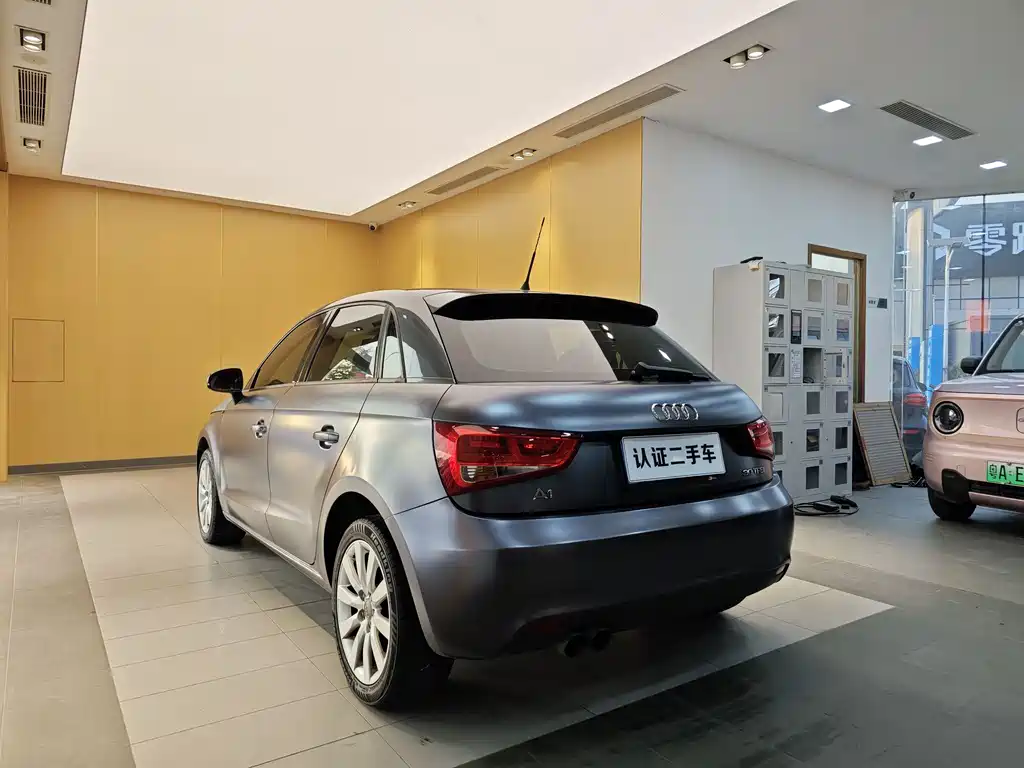 Audi Audi A1 2014 30 TFSI Sportback Comfort Line 2013 - thumbnail 24