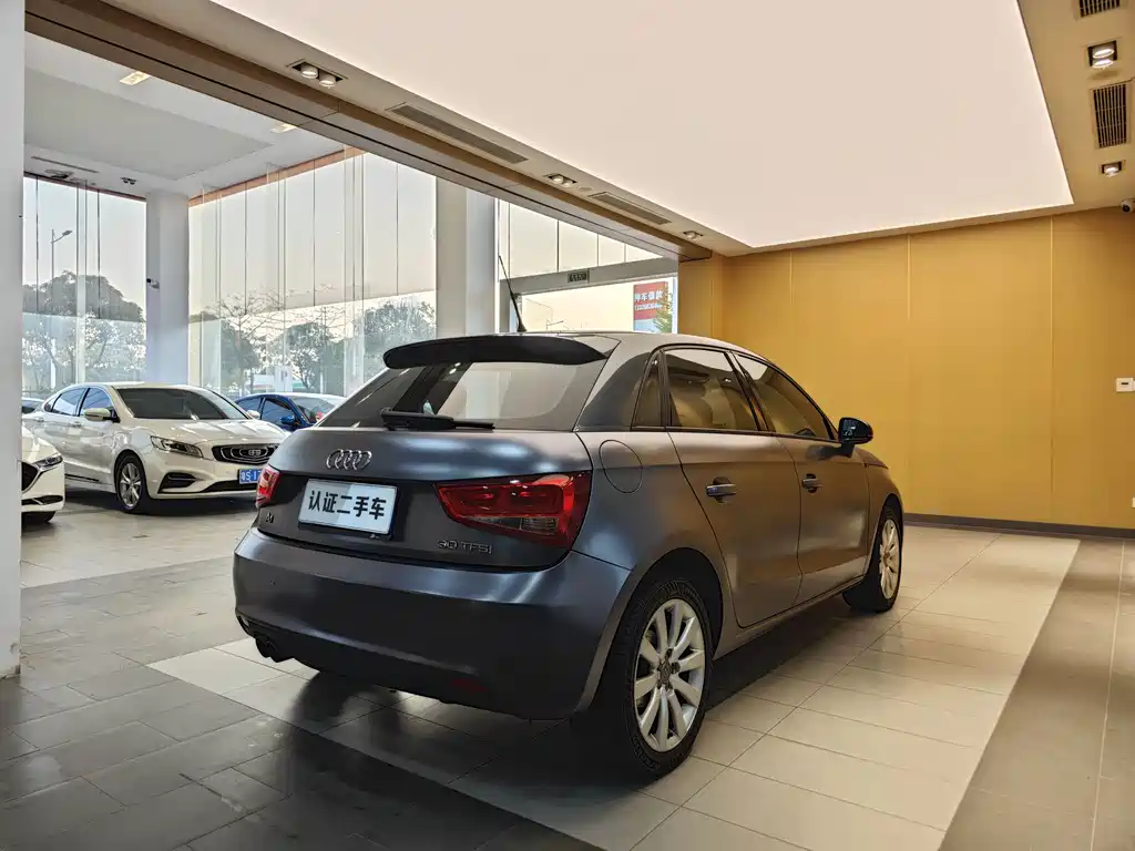 Audi Audi A1 2014 30 TFSI Sportback Comfort Line 2013 - thumbnail 28
