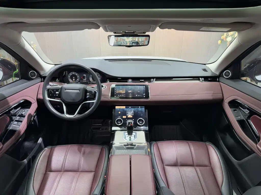 Land Rover Range Rover Evoque 2023 L 249PS Luxury Edition 2023 - thumbnail 6