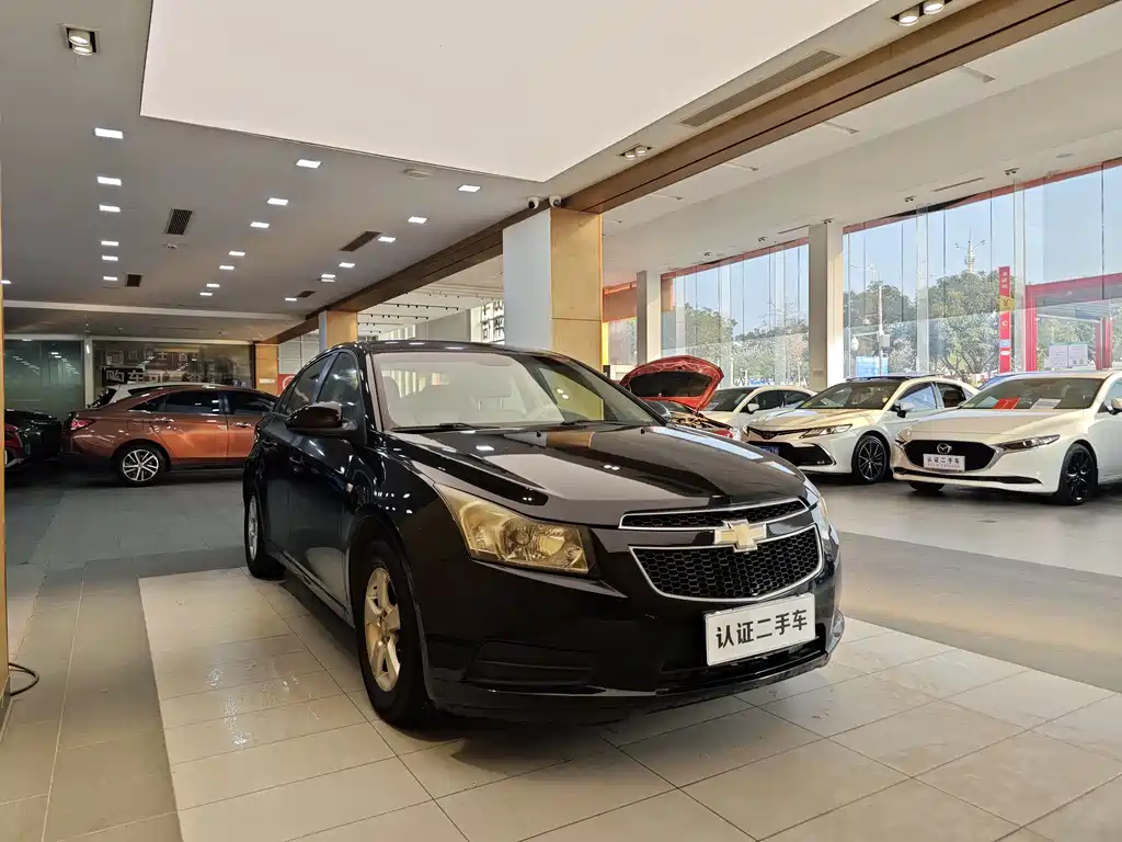 Chevrolet Chevrolet Cruze 2011 1.6L SL MT 2012 - thumbnail 4