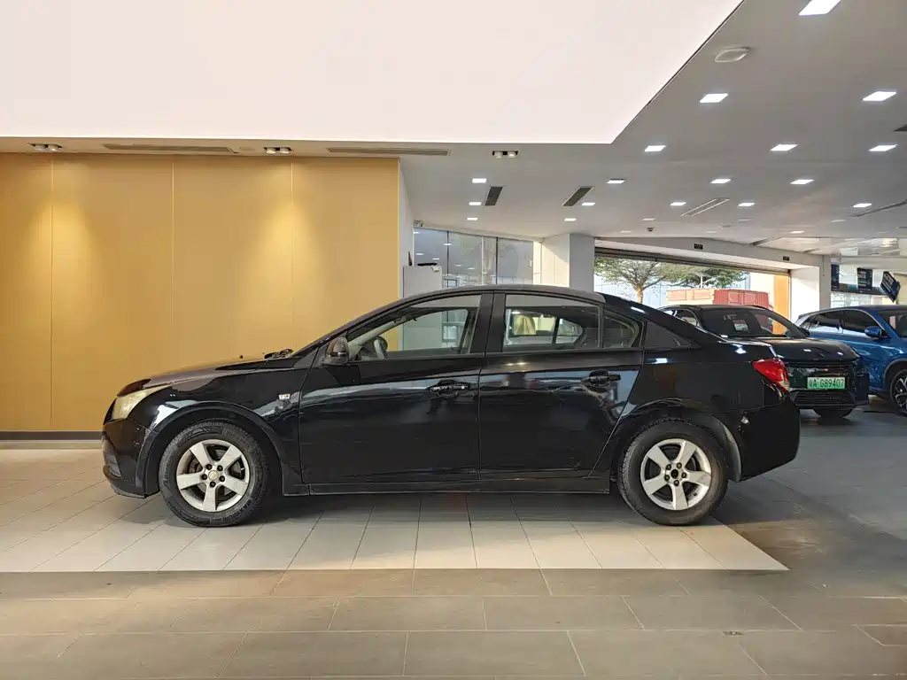 Chevrolet Chevrolet Cruze 2011 1.6L SL MT 2012 - thumbnail 6