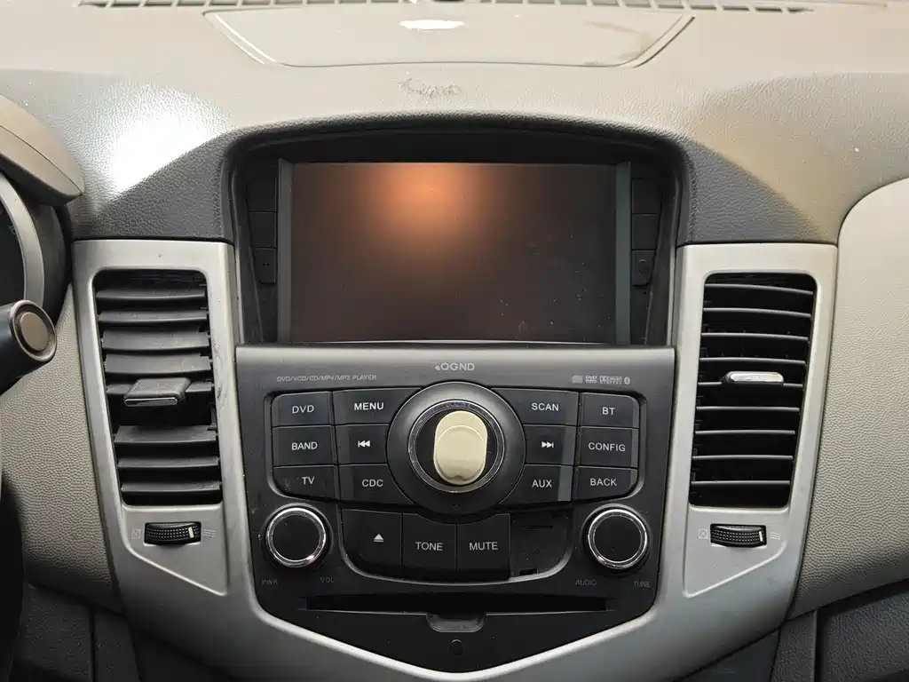 Chevrolet Chevrolet Cruze 2011 1.6L SL MT 2012 - thumbnail 15