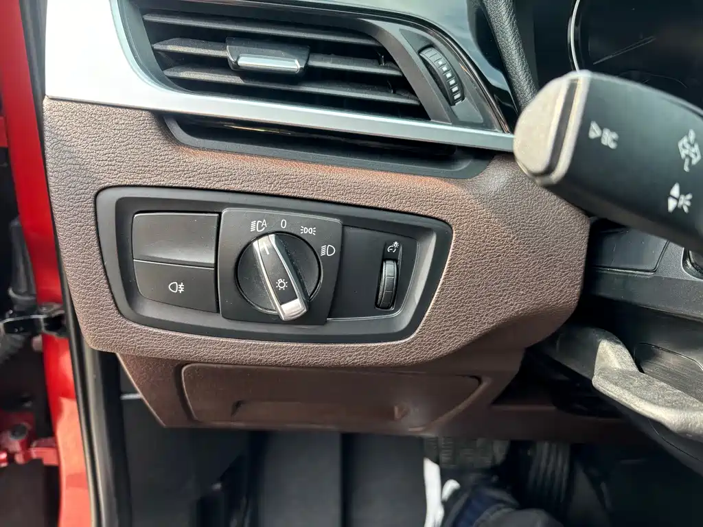 BMW BMW X2 2021 sDrive20i M Sport Package 2020 - thumbnail 11