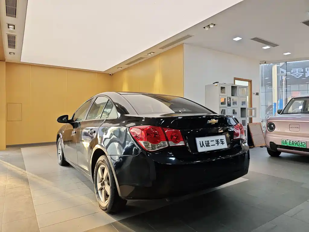 Chevrolet Chevrolet Cruze 2011 1.6L SL MT 2012 - thumbnail 23
