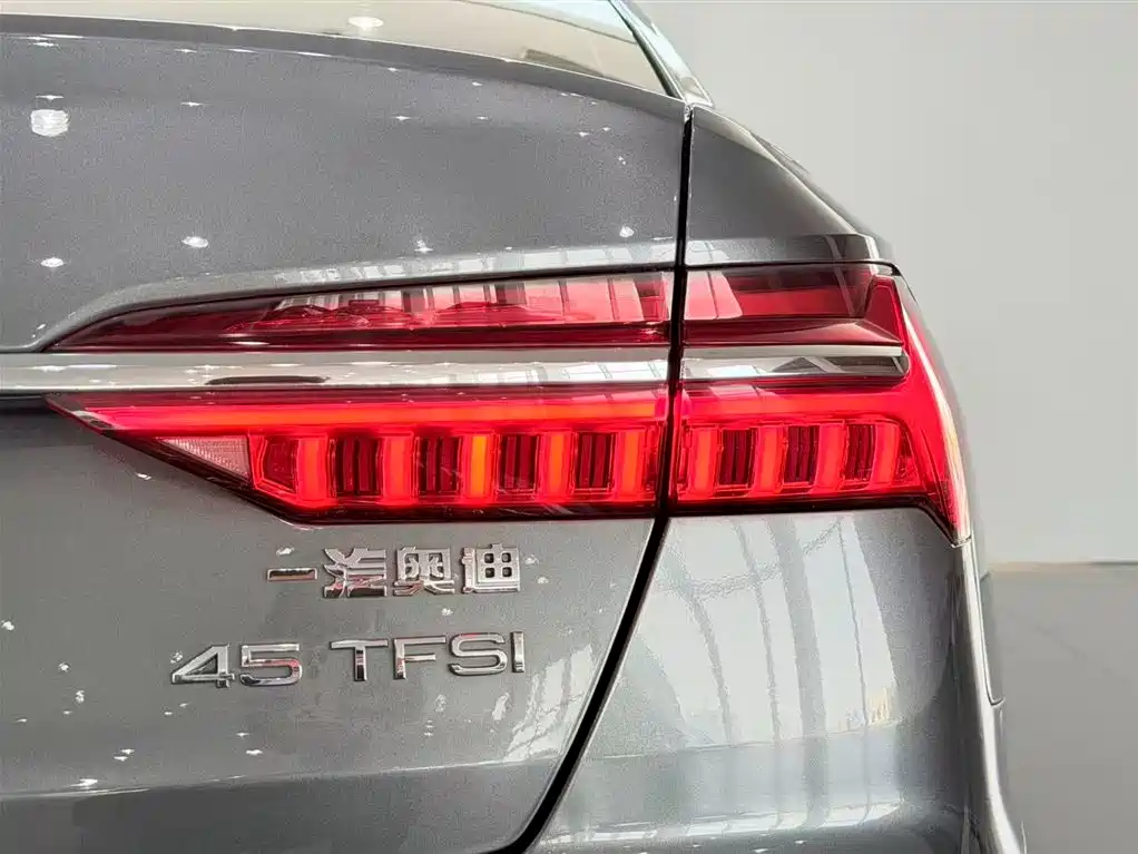 Audi Audi A6L 2021 45 TFSI Premium Life Edition 2021 - thumbnail 22