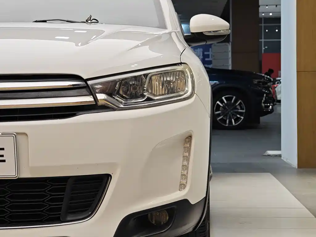 Citroen Citroen C3-XR 2017 1.6L Automatic Pioneer Edition 2017 - thumbnail 2