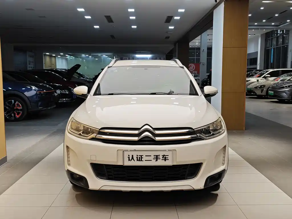 Citroen Citroen C3-XR 2017 1.6L Automatic Pioneer Edition 2017 - thumbnail 3