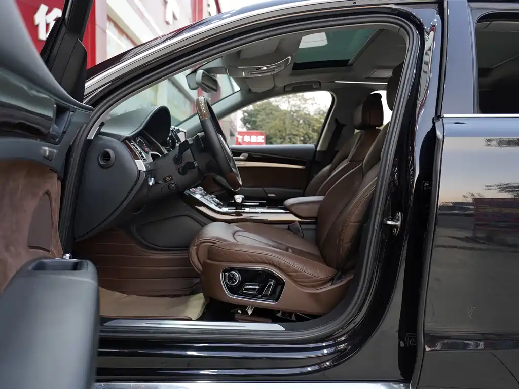 Audi Audi A8 2013 A8L 45 TFSI quattro Comfort Line 2015 - thumbnail 5