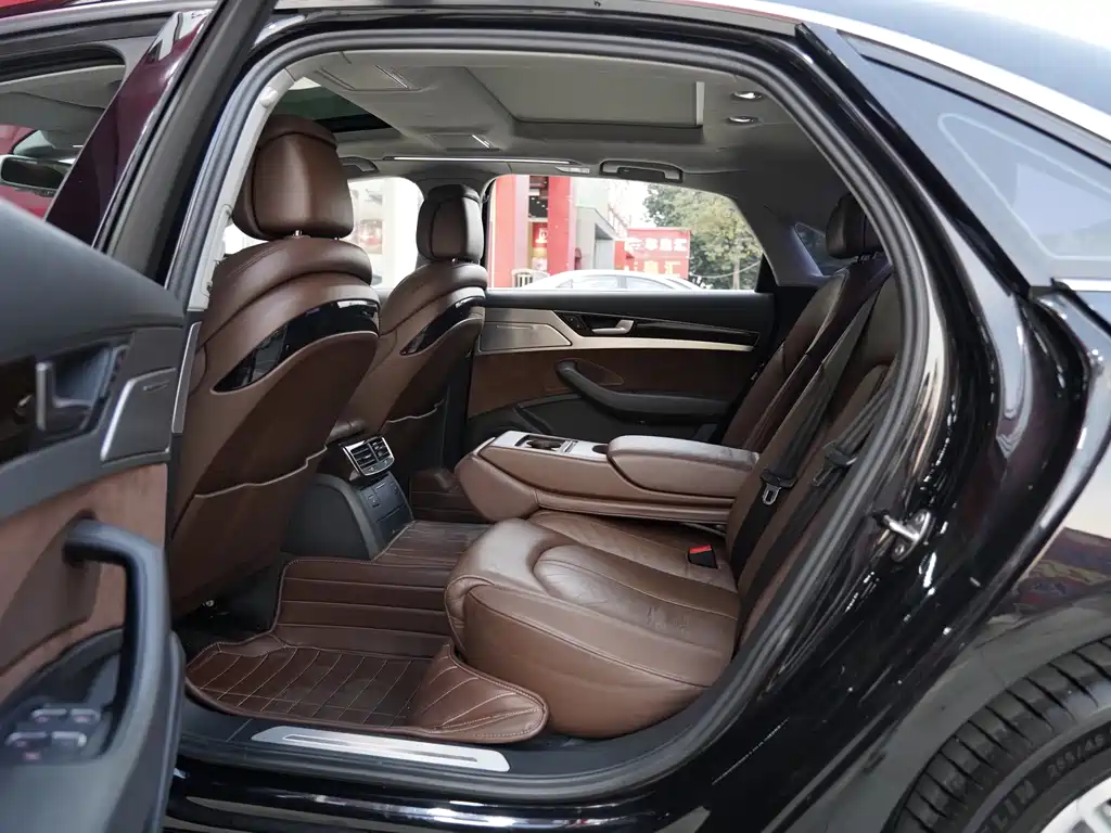 Audi Audi A8 2013 A8L 45 TFSI quattro Comfort Line 2015 - thumbnail 6