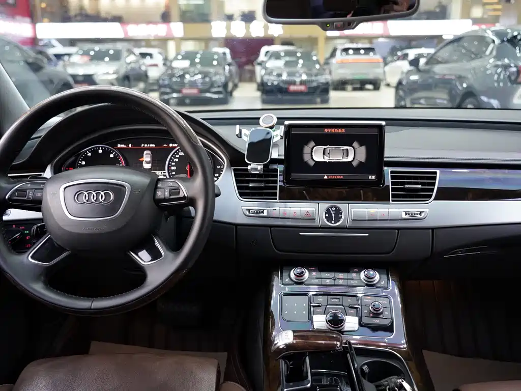 Audi Audi A8 2013 A8L 45 TFSI quattro Comfort Line 2015 - thumbnail 8