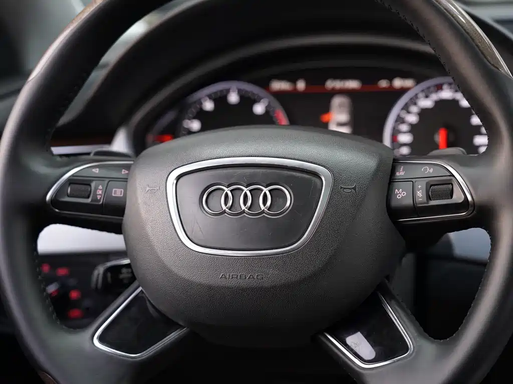 Audi Audi A8 2013 A8L 45 TFSI quattro Comfort Line 2015 - thumbnail 14