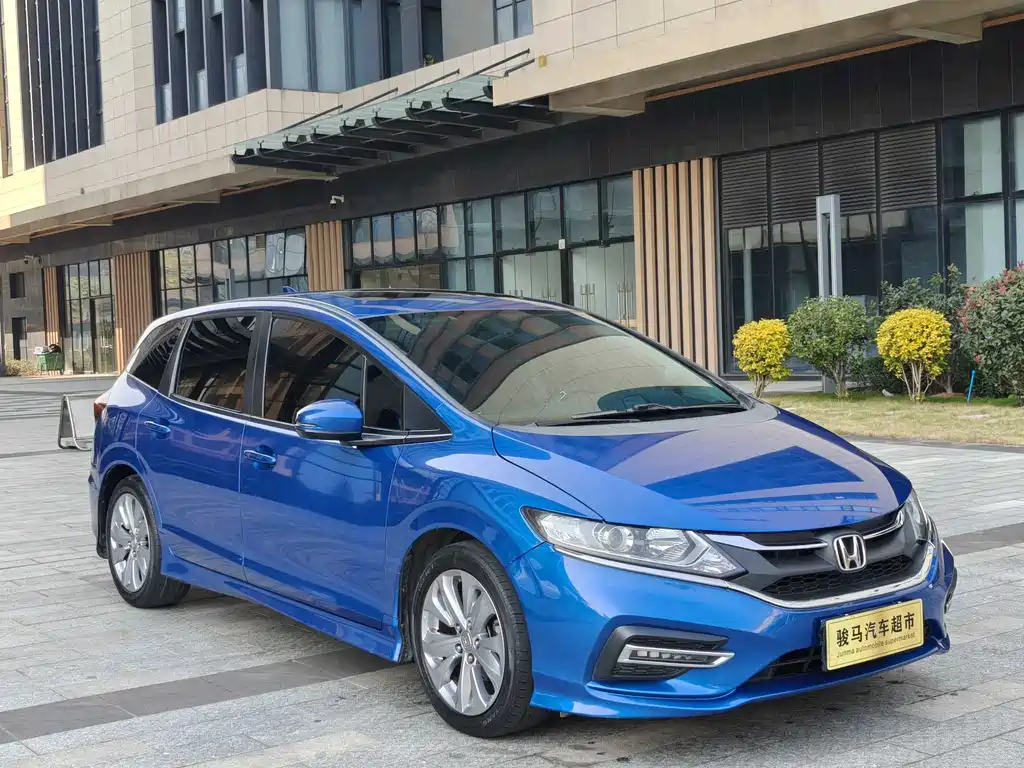 Honda Honda Jade 2017 1.8L Automatic Comfort Edition 5-seater 2018 - thumbnail 2
