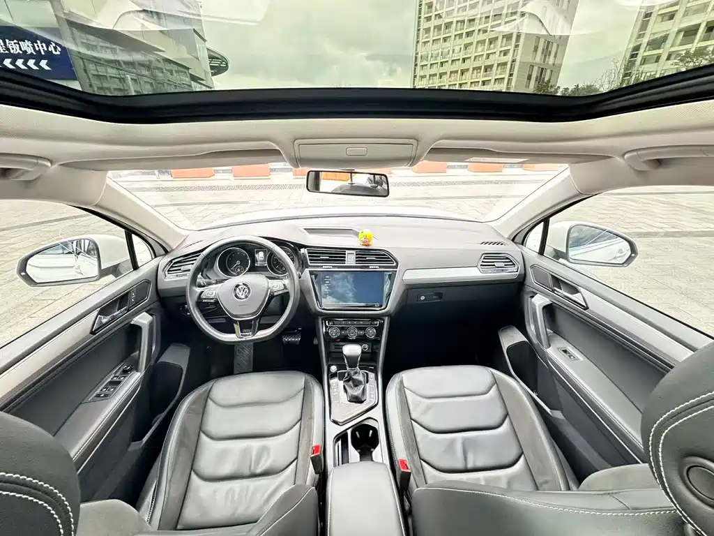 Volkswagen Volkswagen Tiguan L 2019 Facelift 330TSI Automatic 2WD Panoramic Comfort Edition China VI 2020 - thumbnail 5