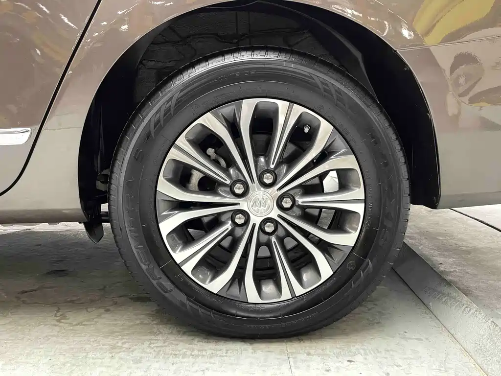 Buick Buick GL8 2020 Land Business Class 652T Luxury Edition 2020 - thumbnail 6