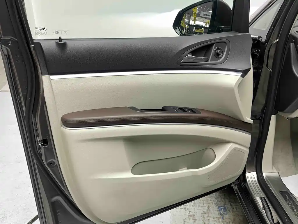 Buick Buick GL8 2020 Land Business Class 652T Luxury Edition 2020 - thumbnail 8