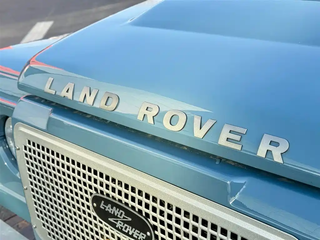 Land Rover Land Rover Defender 2010 Ice & Fire Limited Edition 2011 - thumbnail 16