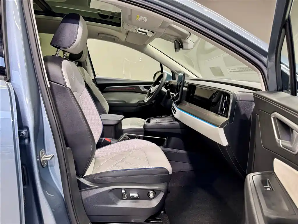 Volkswagen Teramont 2026 450TSI 4Motion Flagship 6-seater 2025 - thumbnail 17
