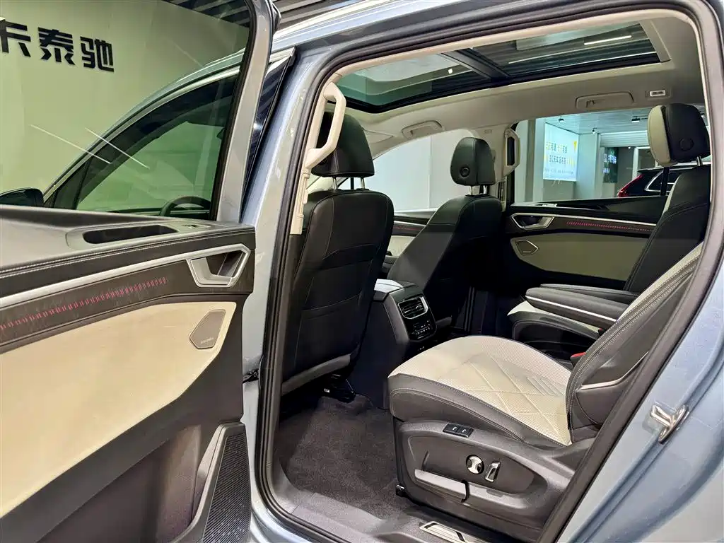 Volkswagen Teramont 2026 450TSI 4Motion Flagship 6-seater 2025 - thumbnail 18