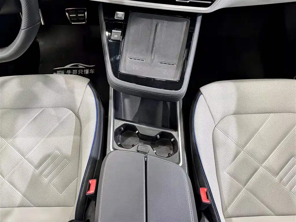 Volkswagen Teramont 2026 450TSI 4Motion Flagship 6-seater 2025 - thumbnail 22