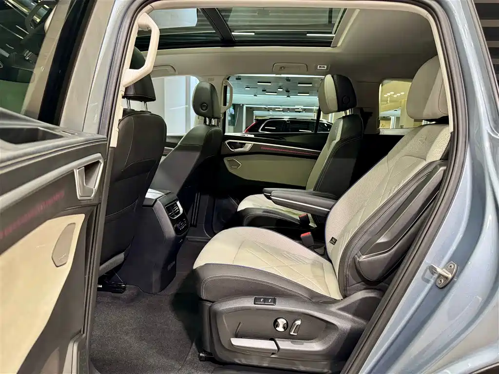 Volkswagen Teramont 2026 450TSI 4Motion Flagship 6-seater 2025 - thumbnail 27
