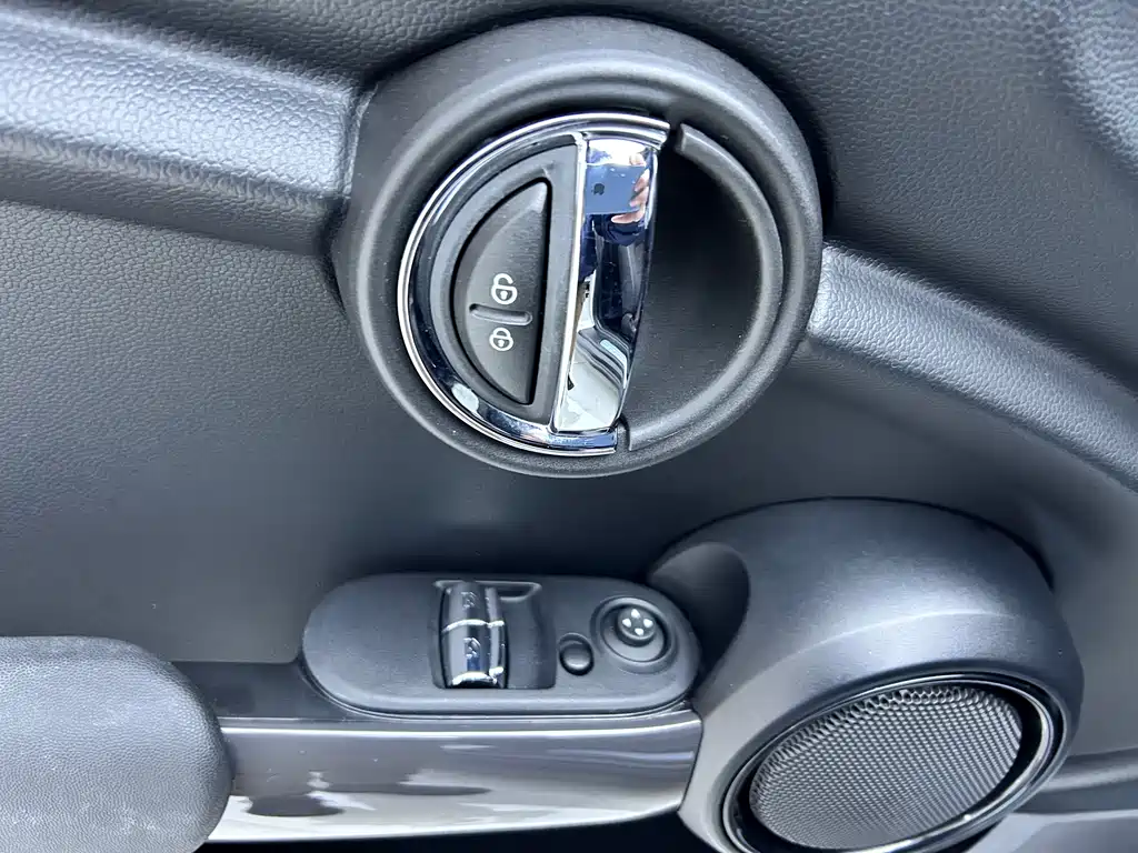 MINI MINI 2023 1.5T ONE 2024 - thumbnail 11