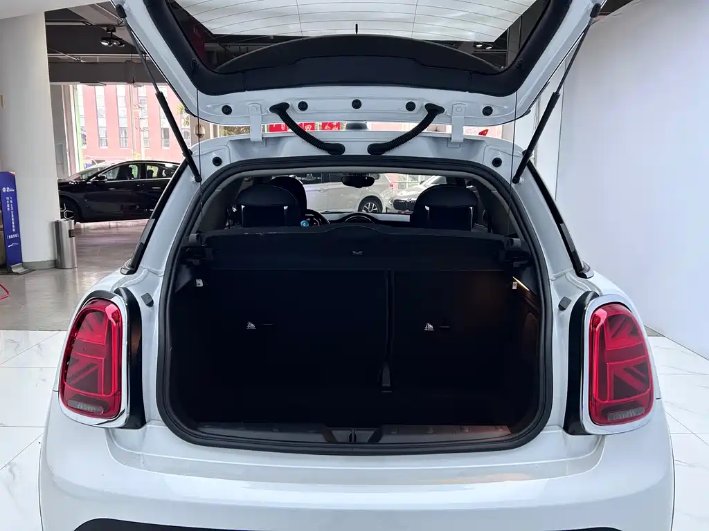 MINI MINI 2023 1.5T ONE 2024 - thumbnail 22