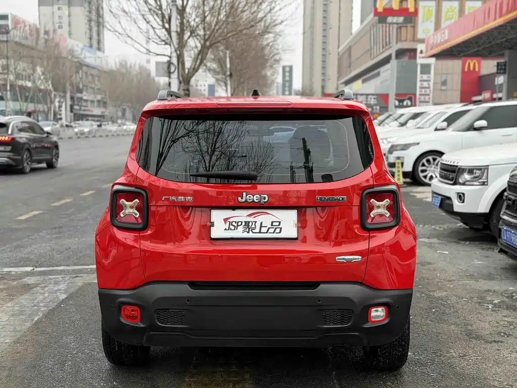 Jeep Jeep Renegade 2017 180T Automatic High Energy Edition 2017 - thumbnail 10
