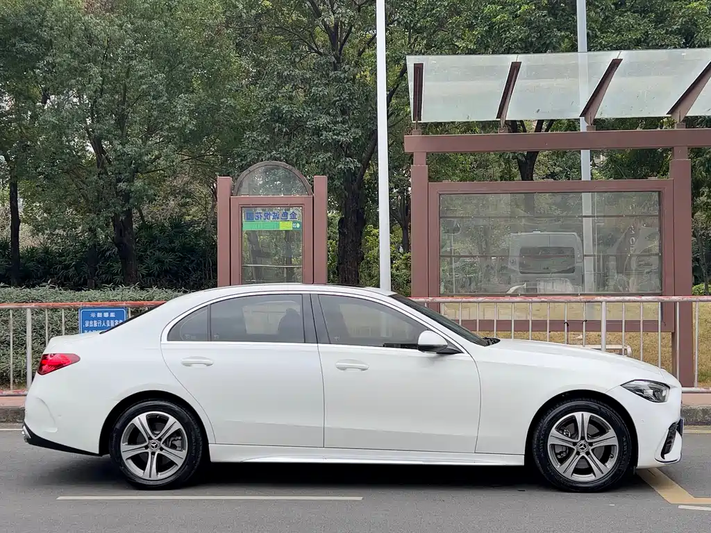 Mercedes-Benz Mercedes-Benz C-Class 2022 Model Year Facelift C 200 L Sport Edition 2022 - thumbnail 6