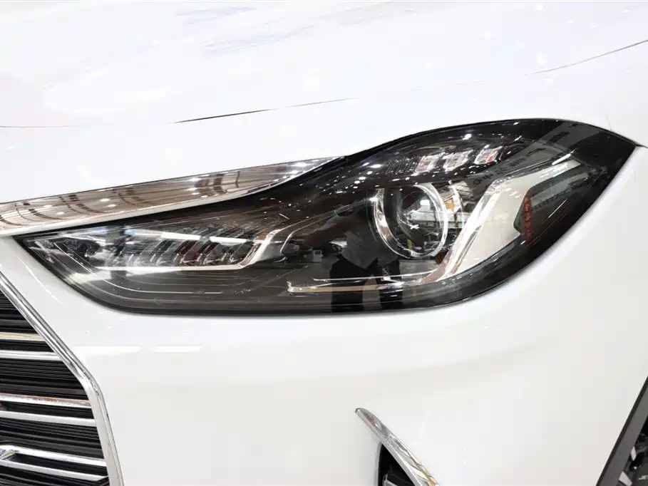 Jetour Jetour X70 Plus 2021 1.6T DCT Star 5-seater 2022 - thumbnail 7