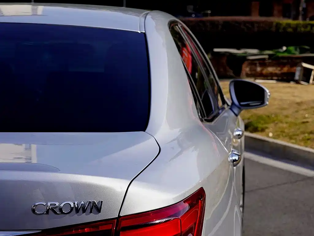 Toyota Crown 2017 2.0T Sport Edition 2017 - thumbnail 6