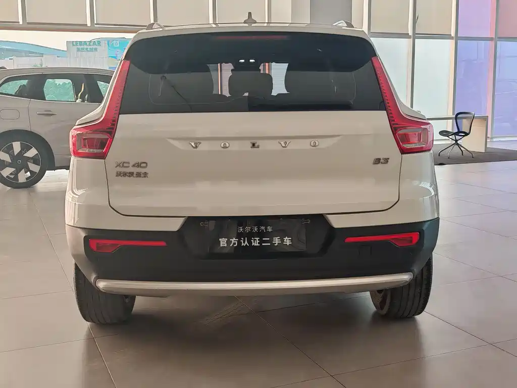 Volvo Volvo XC40 2023 B3 Momentum Luxury Edition 2022 - thumbnail 15