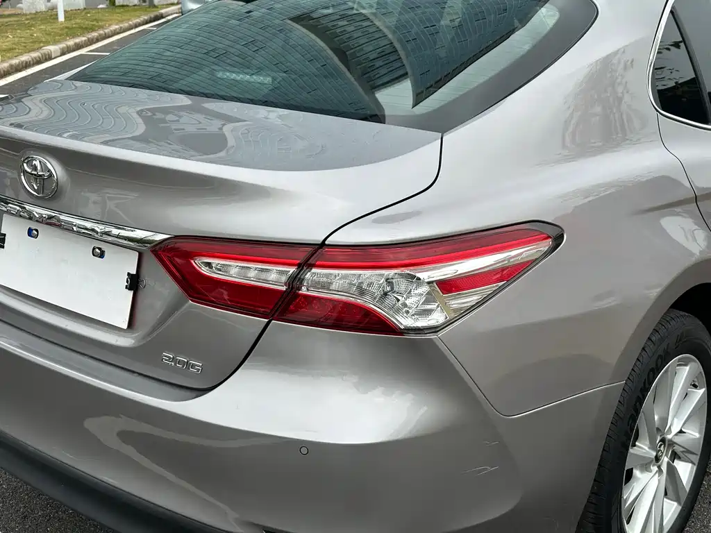 Toyota Camry 2021 2.0G Luxury Edition 2022 - thumbnail 14
