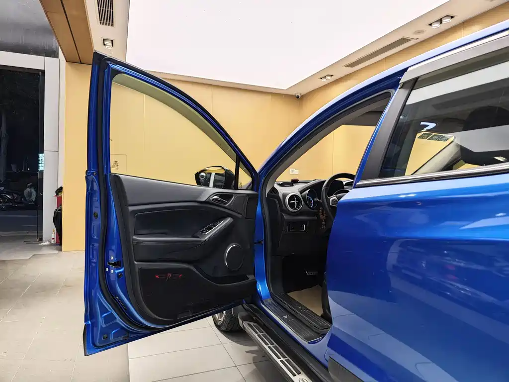BYD Yuan 2016 1.5L Automatic Luxury Edition 2017 - thumbnail 7