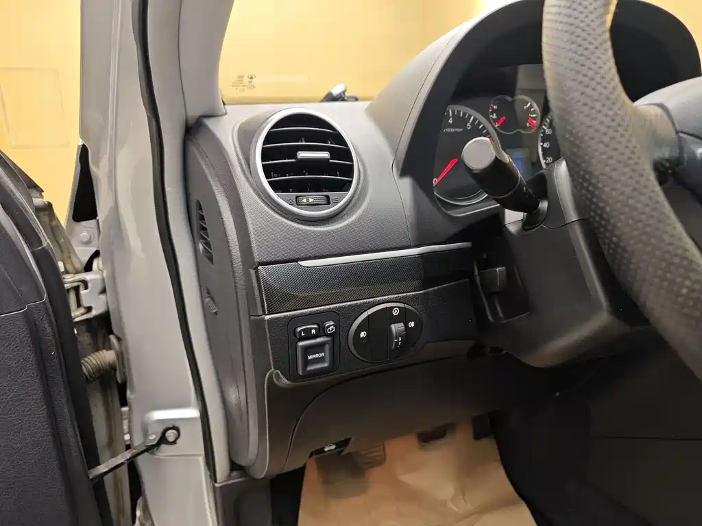 Haval Haval H5 Classic 2013 Model Smart Supreme Edition 2.0T Manual 2WD Progressive Type 2014 - thumbnail 11