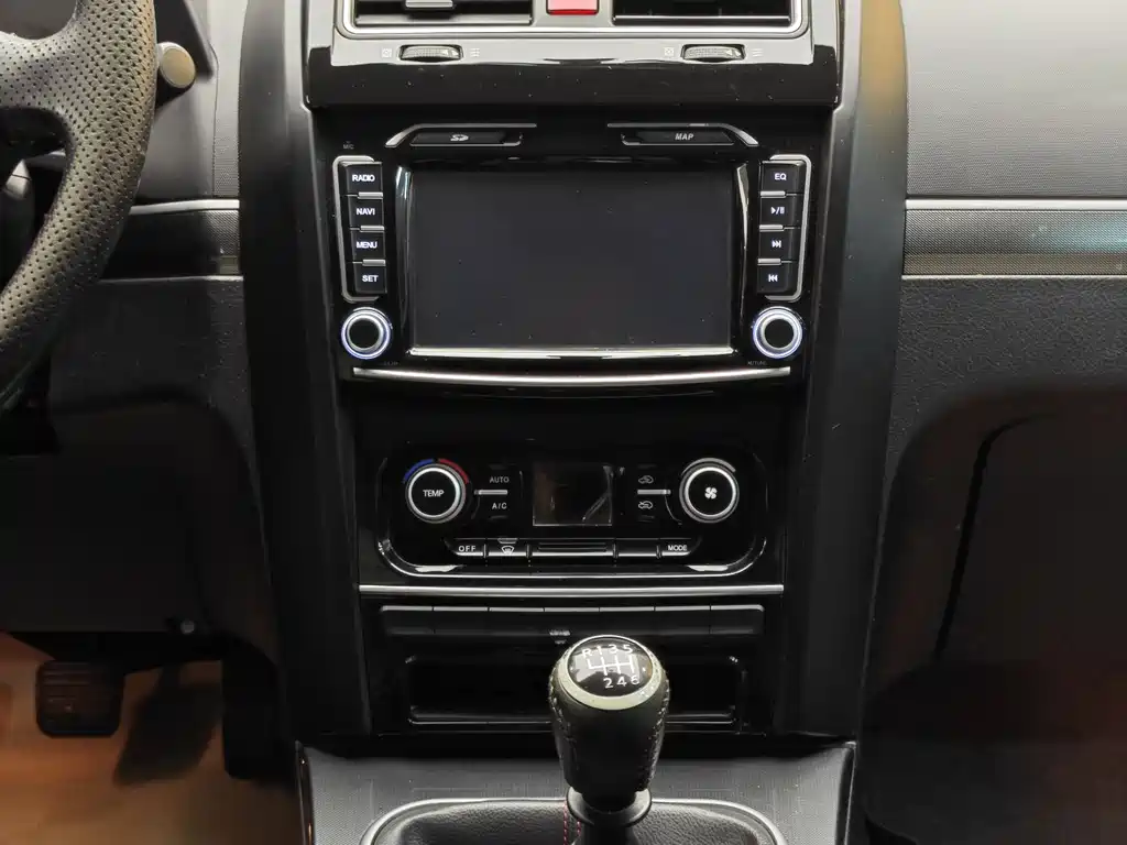 Haval Haval H5 Classic 2013 Model Smart Supreme Edition 2.0T Manual 2WD Progressive Type 2014 - thumbnail 18