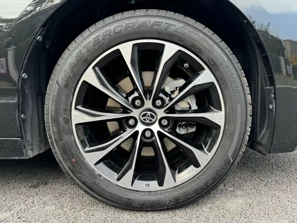 Toyota Toyota Avalon 2023 2.5L Luxury Edition 2024 - thumbnail 10
