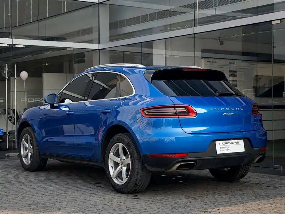 Porsche Porsche Macan 2016 Macan 2.0T 2016 - thumbnail 3