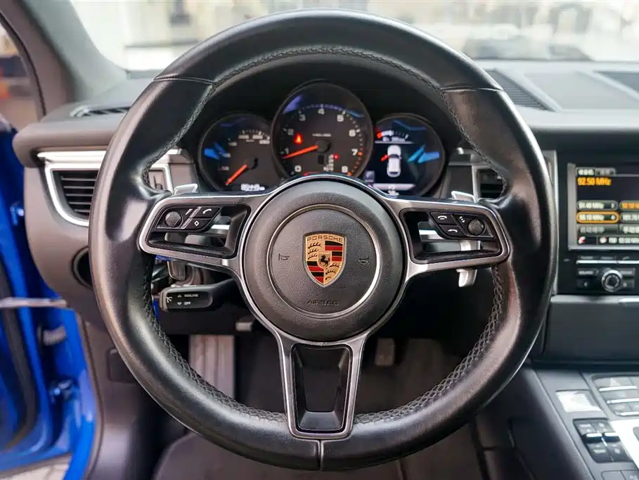 Porsche Porsche Macan 2016 Macan 2.0T 2016 - thumbnail 16