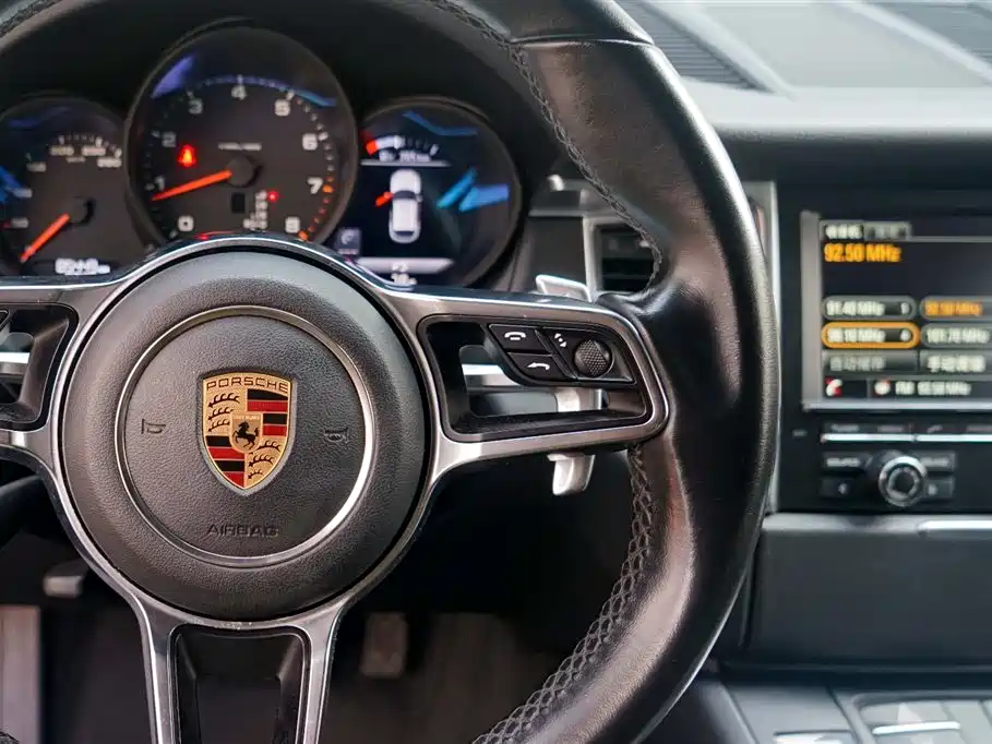 Porsche Porsche Macan 2016 Macan 2.0T 2016 - thumbnail 17