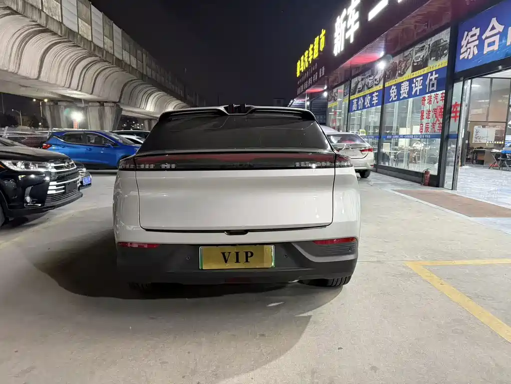 DF Motors DFM Fengshen L7 2025 518 Enjoy Champion Edition 2025 - thumbnail 9