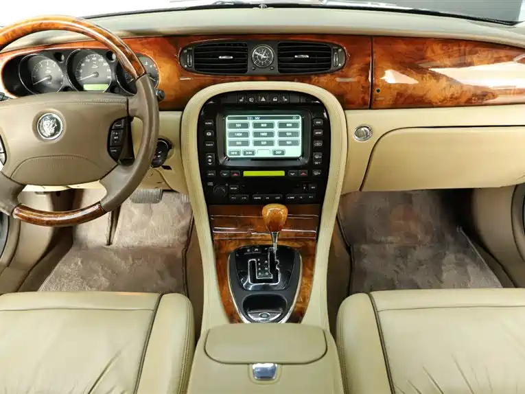 Jaguar Jaguar XJ 2005 XJ6L 3.0 2006 - thumbnail 17