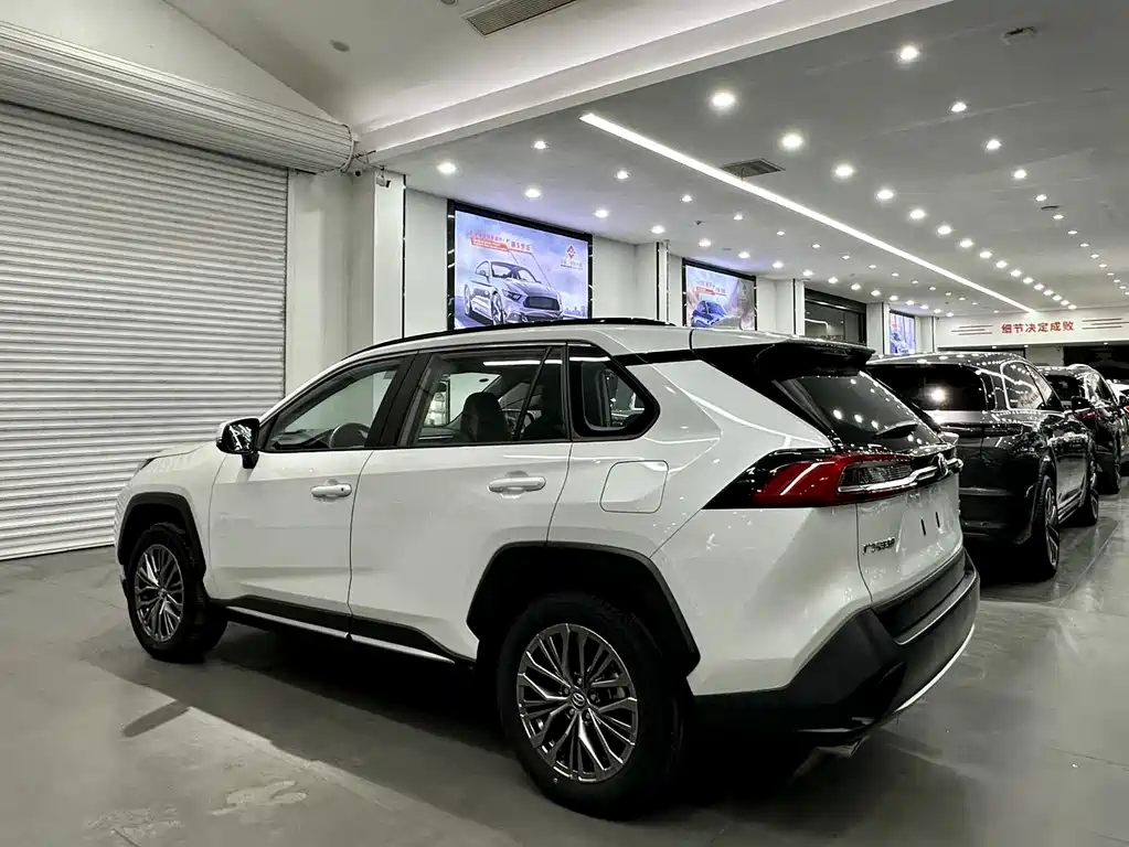 Toyota Venza 2023 2.0L CVT AWD Luxury Plus Edition 2023 - thumbnail 2