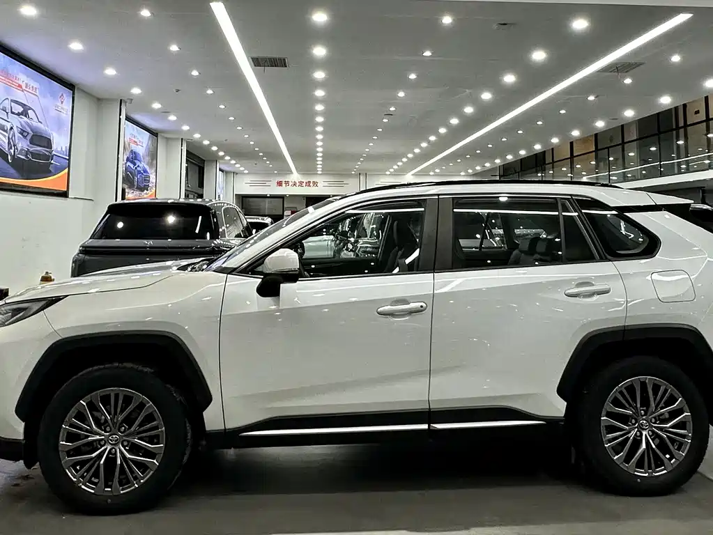 Toyota Venza 2023 2.0L CVT AWD Luxury Plus Edition 2023 - thumbnail 3