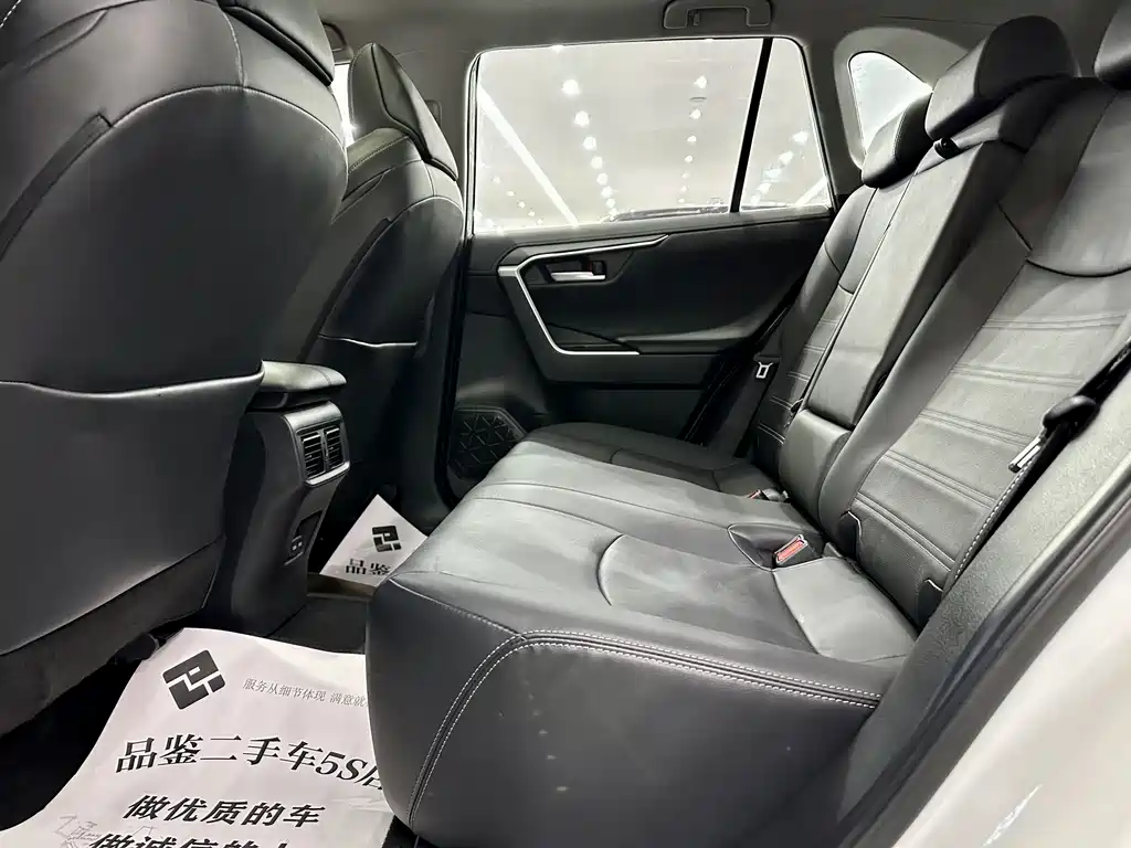 Toyota Venza 2023 2.0L CVT AWD Luxury Plus Edition 2023 - thumbnail 8