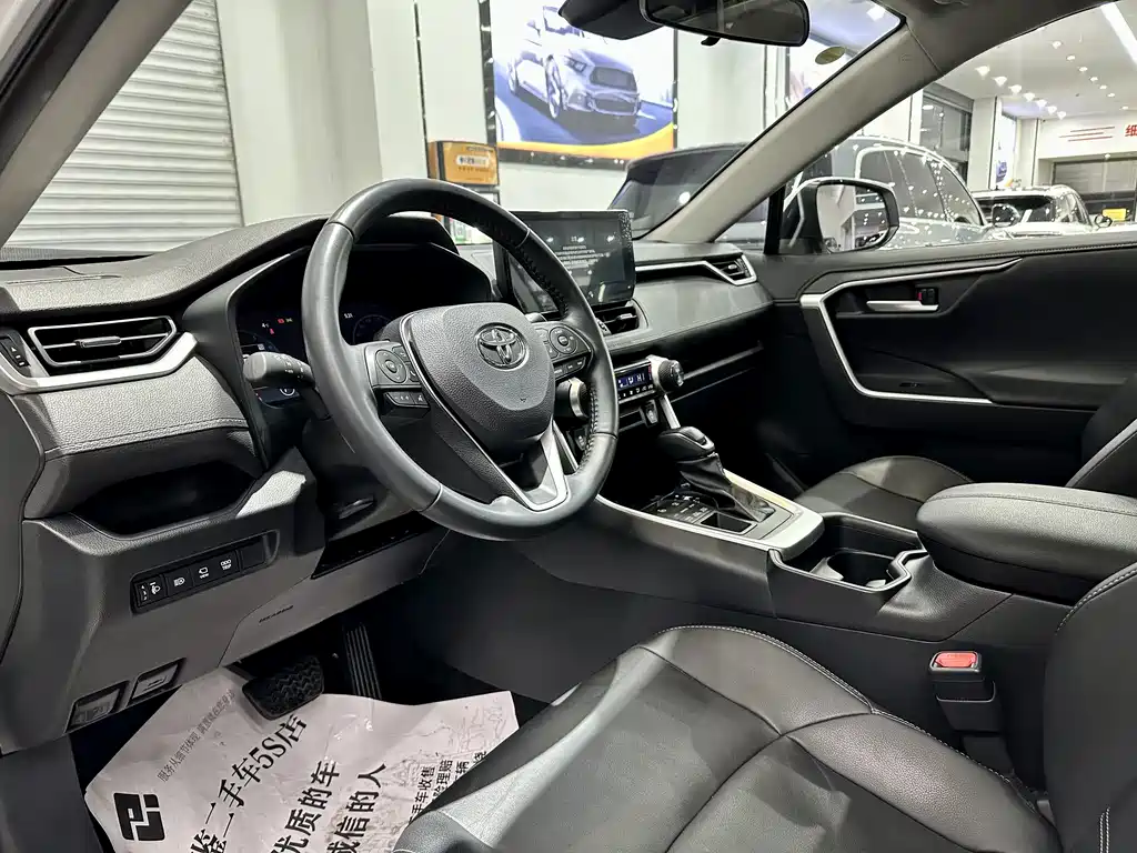 Toyota Venza 2023 2.0L CVT AWD Luxury Plus Edition 2023 - thumbnail 9