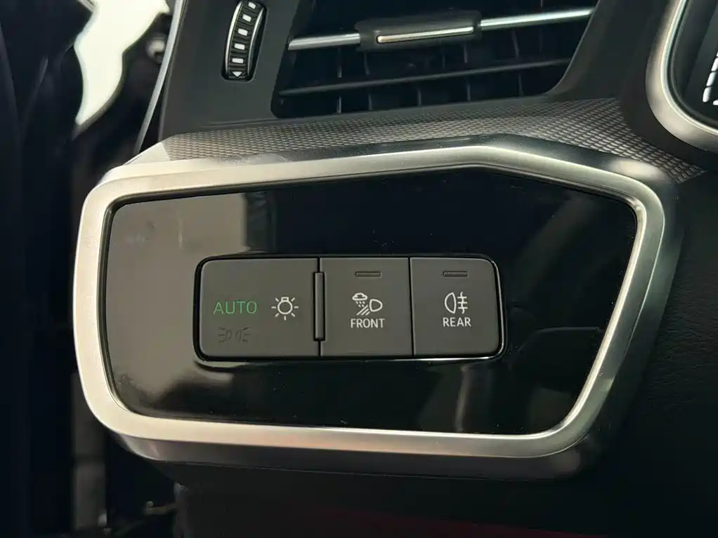 Audi Audi A6L 2020 45 TFSI Premium Dynamic Edition 2021 - thumbnail 18