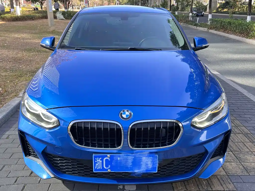 BMW BMW 1 Series 2019 118i M Sport Package 2019 - thumbnail 2