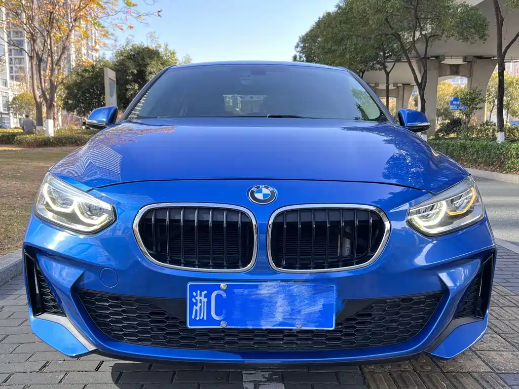 BMW BMW 1 Series 2019 118i M Sport Package 2019 - thumbnail 3